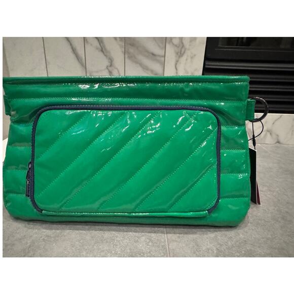 Think Royln Green Puffer Crossbody Bag w/ Pouch RFID Protected NWT - Picture 3 of 5